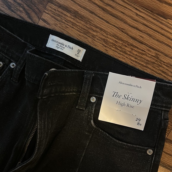 Abercrombie & Fitch skinny high rise split leg black denim jeans - NEW W TAGS - Picture 3 of 5